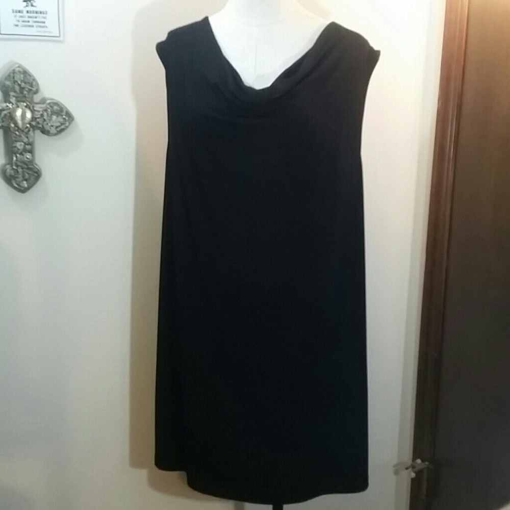 PLUS SIZE Fashion Bug Sleeveless Black Dress